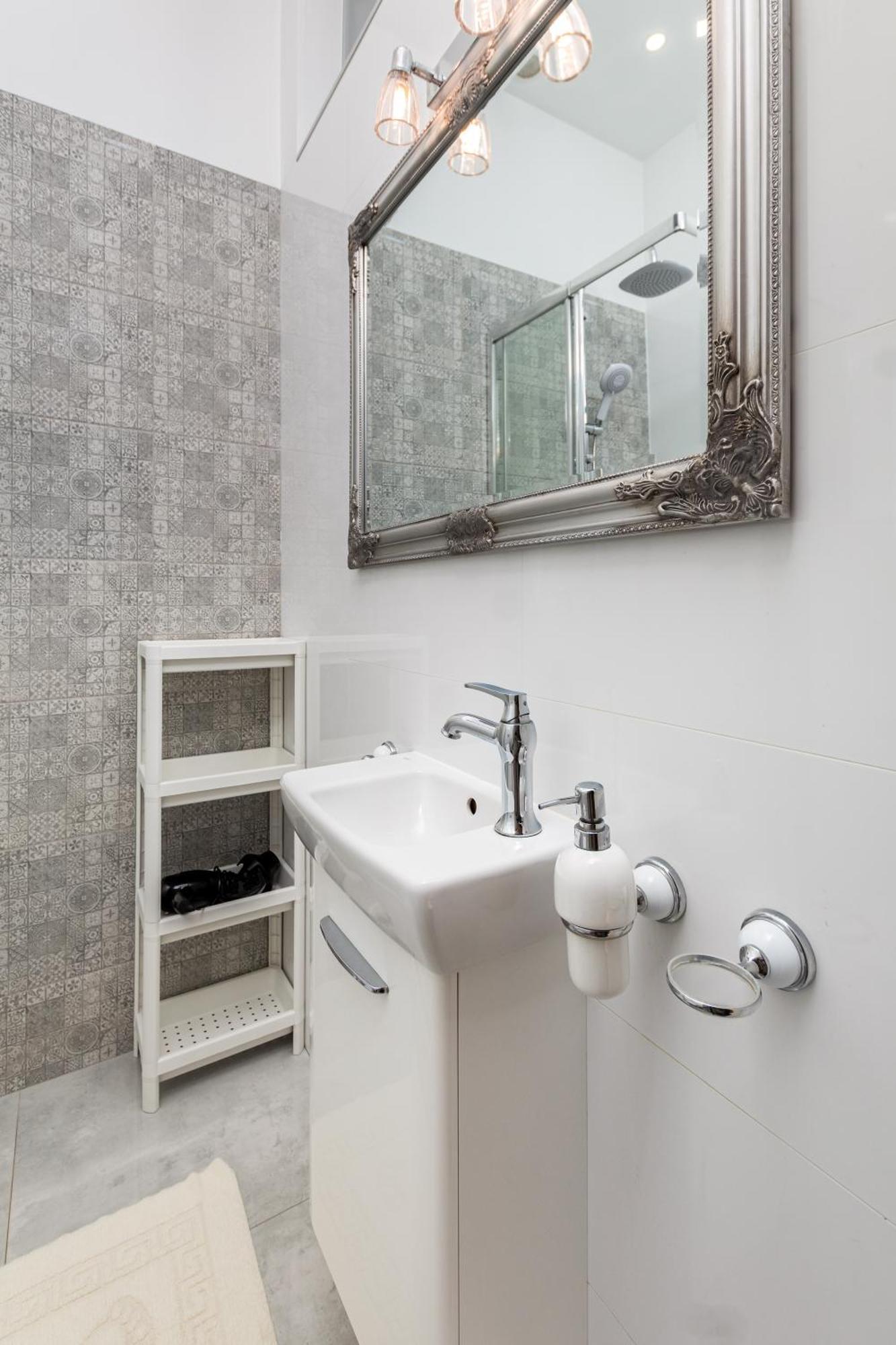 Apartament Aleja Wyzwolenia 14a By Homeprime *